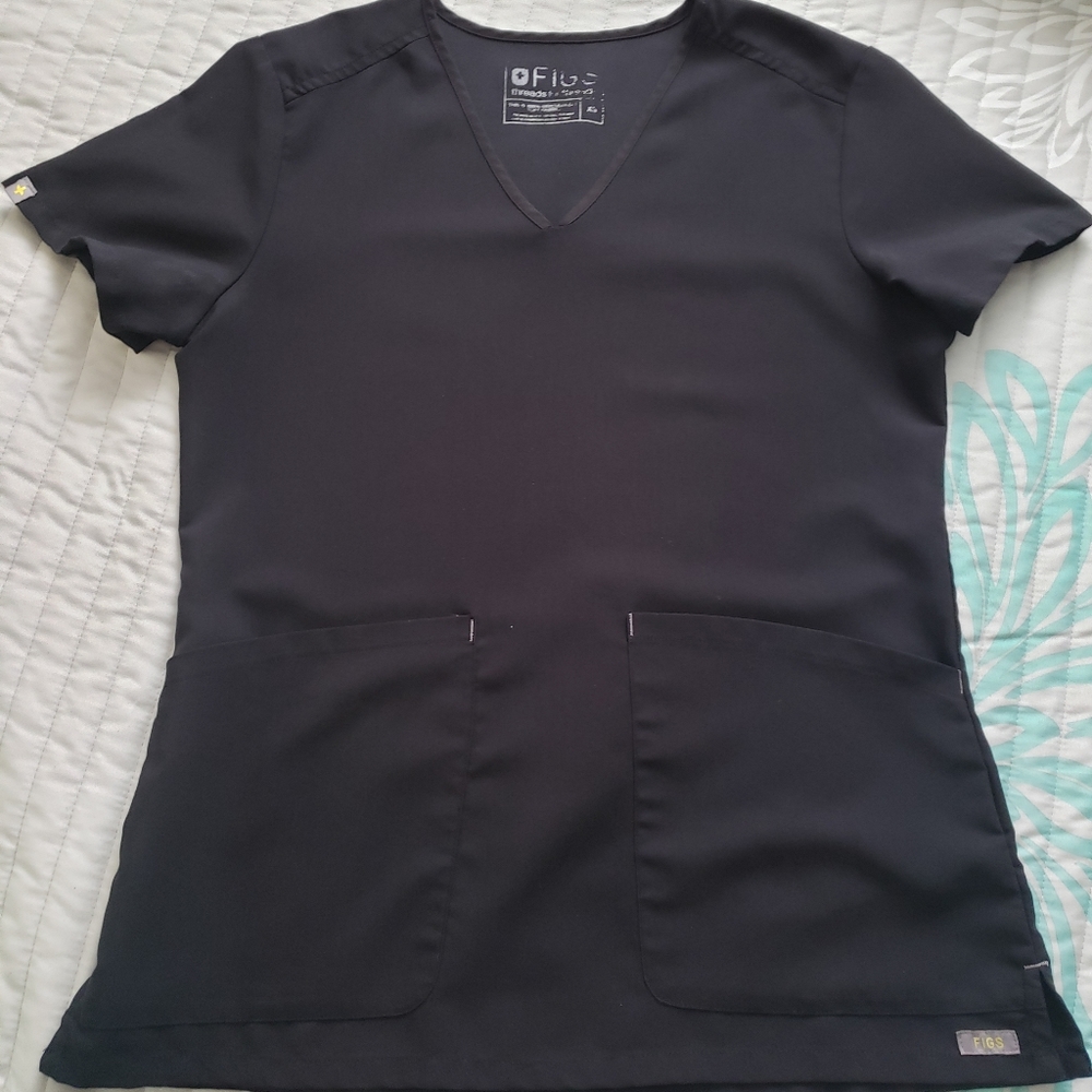 FIGS SCRUB TOP, XS. BLACK